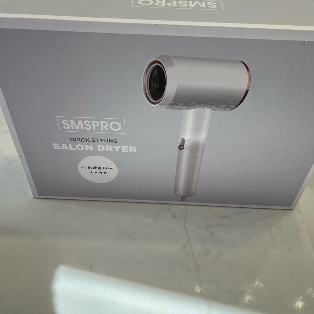 SMS PRO hair dryer